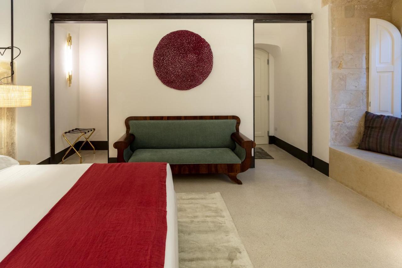 Palazzo De Noha - Boutique Hotel Lecce Luaran gambar